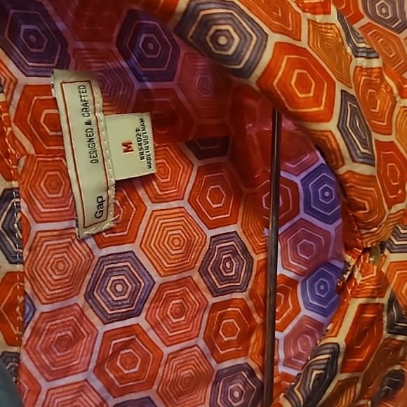 Gap sleeveless button down, geometric print top - Picture 5 of 5